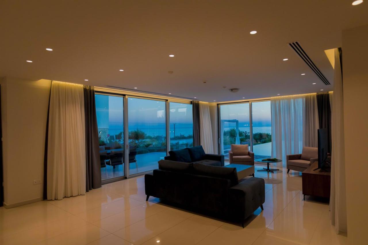 Love Bridge Seaview Villas أيا نابا المظهر الخارجي الصورة