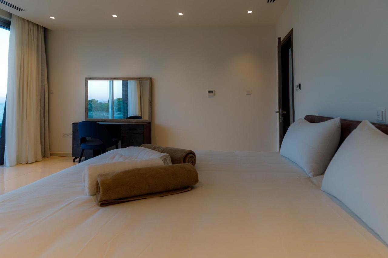 Love Bridge Seaview Villas أيا نابا المظهر الخارجي الصورة