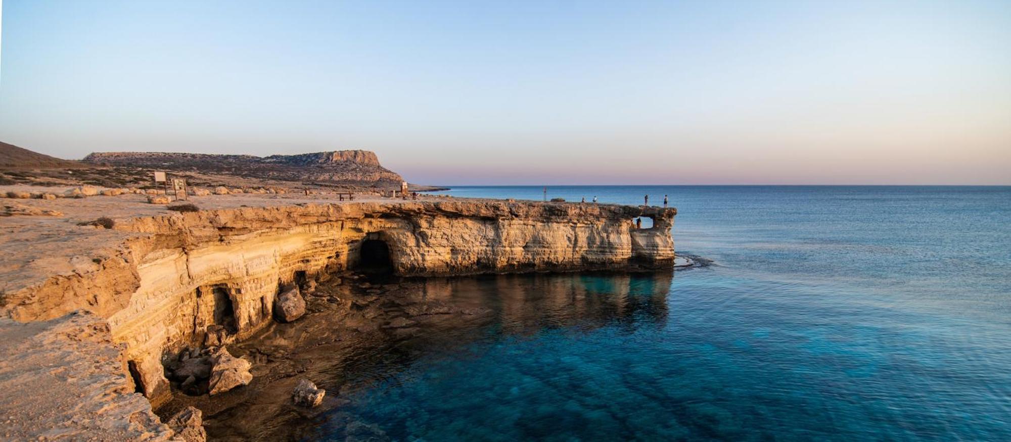 Love Bridge Seaview Villas أيا نابا المظهر الخارجي الصورة