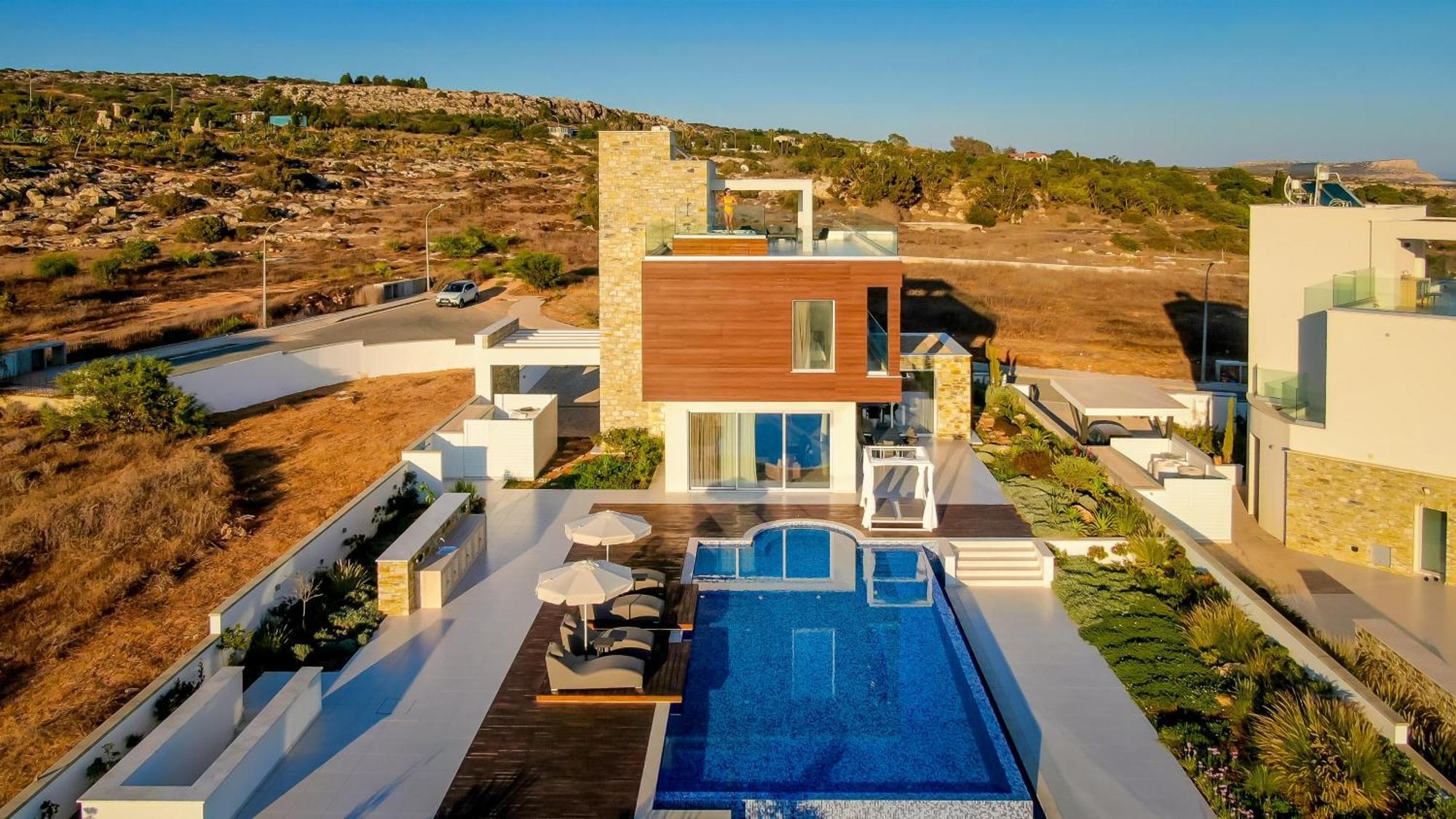 Love Bridge Seaview Villas أيا نابا المظهر الخارجي الصورة